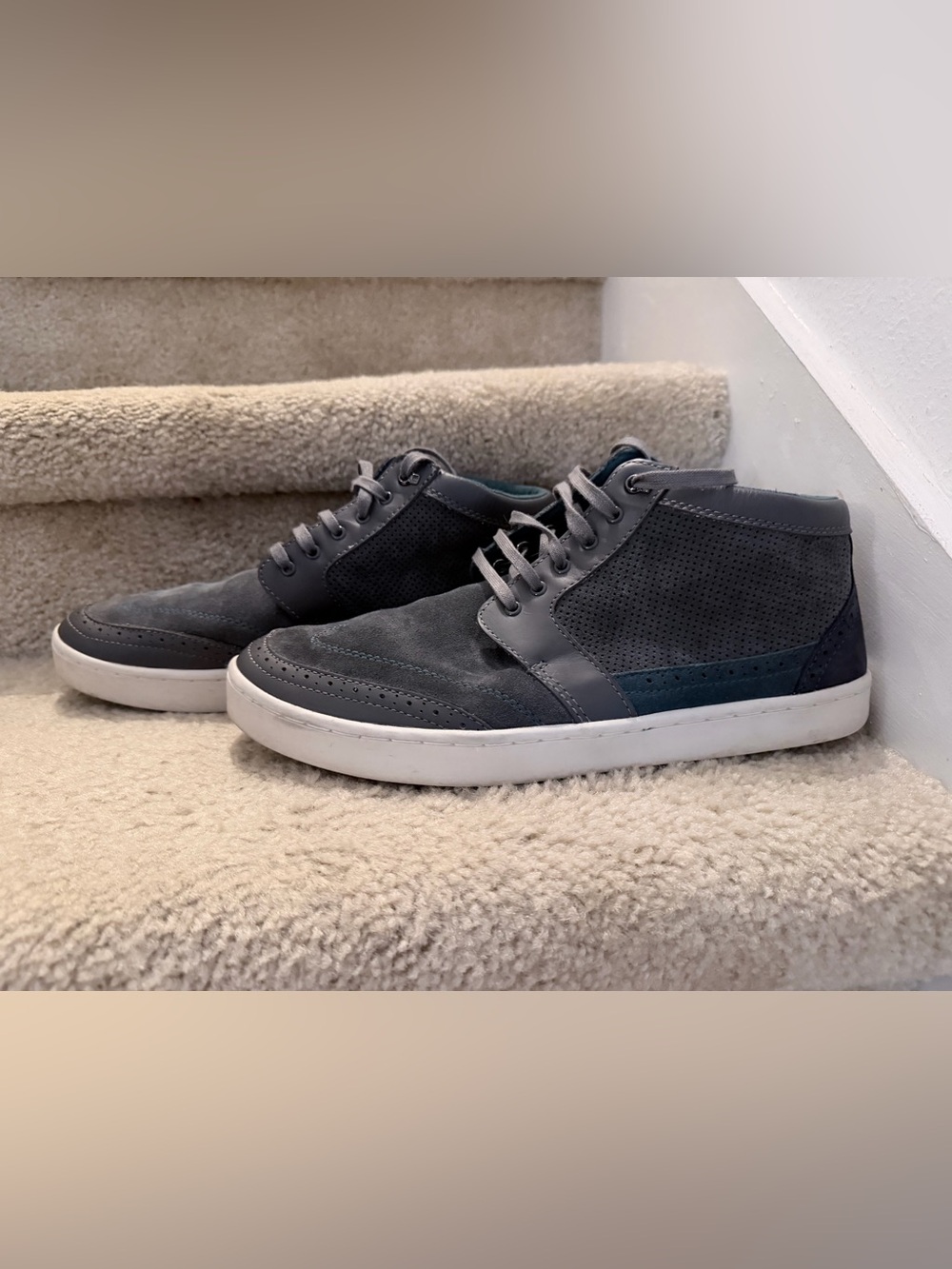 Ted Baker Men's Dark Gray Suede Mid-Top Sneakers with White Sole size 11